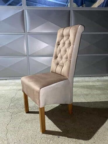 Chairs: Komad — 8