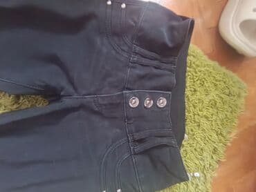 Šortsevi, Bermude: S (EU 36) — 2