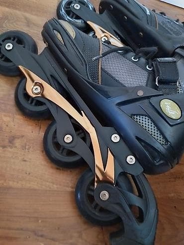 Muzički instrumenti: Roleri broj 41 su u odlicnom stanju sa veoma sitnim tragovima — 10