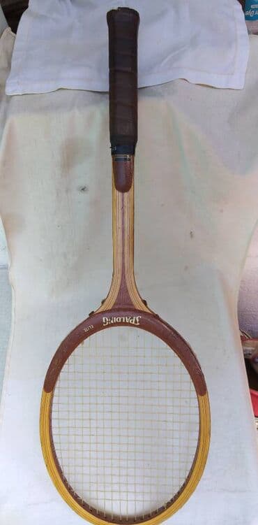 Stoni sportovi: Tenis reket Spalding drveni,Belgium,ocuvan — 1