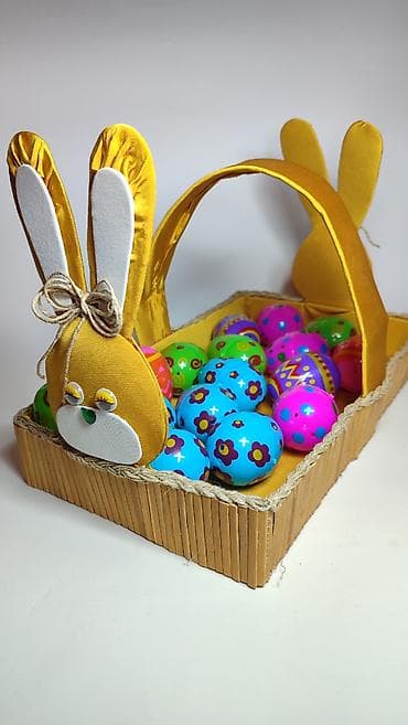Rasveta: Uskršnja dekorativna korpa sa zečićem i plastičnim jajima - — 6