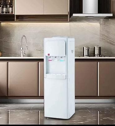 Kitchenware: 02. Aparat za vodu 12999 din Garancija godinu dana Topla i hladna — 1