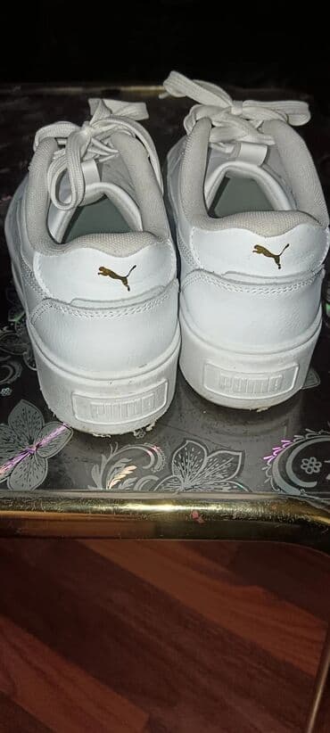 futrola za kljuceve od auta: Puma ženske patike – bele kožne sneakers - Model sa podignutim — 5