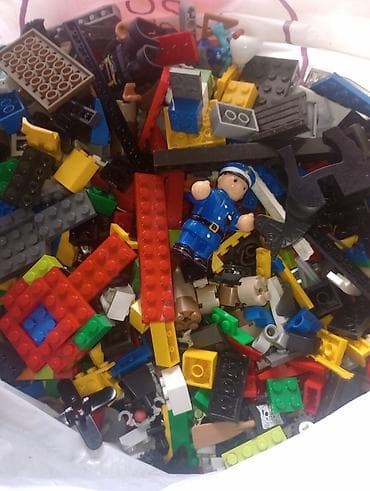 deichmann patike za devojcice: Rasuti lot LEGO kockica i delova + figure - Velika mešavina — 2