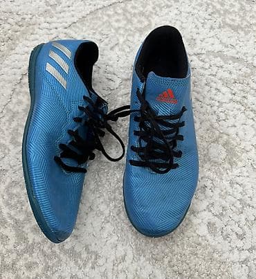 decija garderoba pepco: Patike za fudbal original Adidas.Za bolji pregled listajte slike — 2