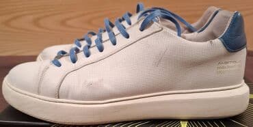muski kačketi za zimu: Trainers, size - 44 — 1