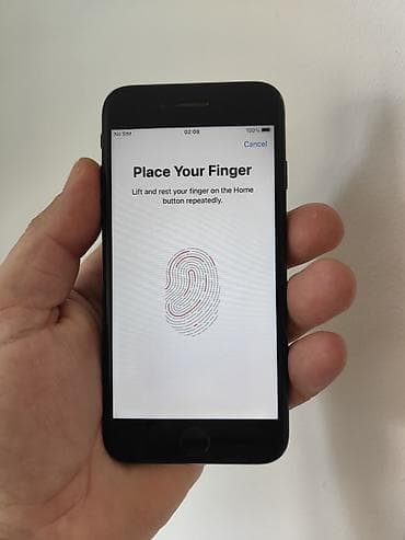 3ds cena: Iphone 7 plus sim free, sa 128 gb memorije. Telefon je ok očuvan i — 4