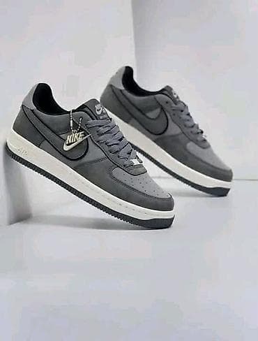 kečevi patike: A Klasa 
Nike Air Force
Cena: 4900 din
Brojevi: 36-40
PS✨ — 3