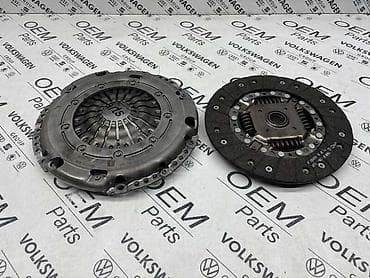 auto delovi loznica: SET KVAČILA 04E ZA VOLKSWAGEN GOLF 7, PASSAT B8, TIGUAN . - 04E 141 — 1