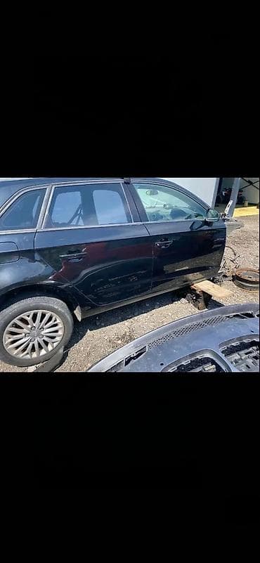 smart 4 vrata: AUDIBA3 8V 7 DESNI RETROVIZOR CRNA BOJA | audi delovi ALTINA ZEMUN — 5