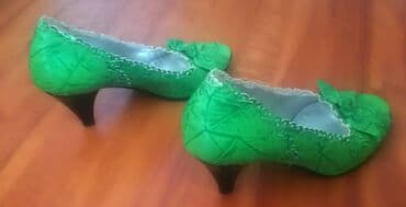 jakne od prevrnute koze sa krznom: Pumps, 39 — 2