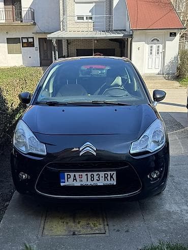 pancevo polovni automobili: Citroën C3, crna boja, hečbek 5 vrata. Ključne karakteristike: - — 3