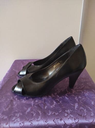 mokasine novi sad: Pumps, Boreli, 38 — 4