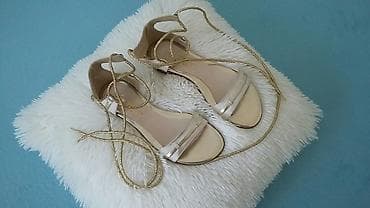 ugg torba: SANDALICE br 36 Potpuno nove, predivne. Bela boja sa zlatnastim — 1