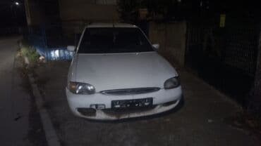 Auto delovi: Ford Escort karavan – bele boje - Karoserija: karavan, 5 vrata - — 16