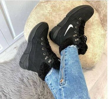 Donji delovi trenerke: Čizme — 5