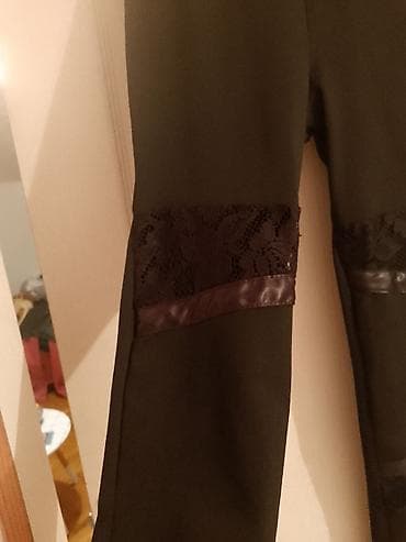 Women's Clothing: Crne ženske helanke sa dekorativnim detaljima - Model: uske helanke — 4