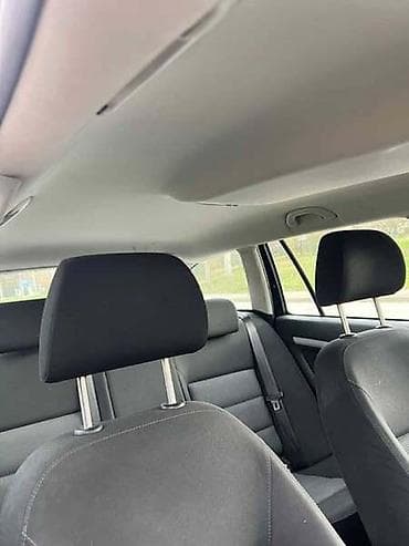 Auto-delovi: TAPACIRI VRATA ZA ŠKODA OCTAVIA | Tapaciri vrata za Škoda Octavia — 2