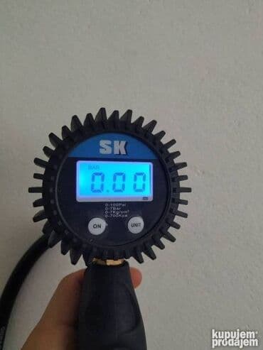 polovni auto delovi i auto servis diesel power subotica képek: Pneumatski pistolj za duvanje guma DIGITALNI 1 7 9 9 dinara — 3