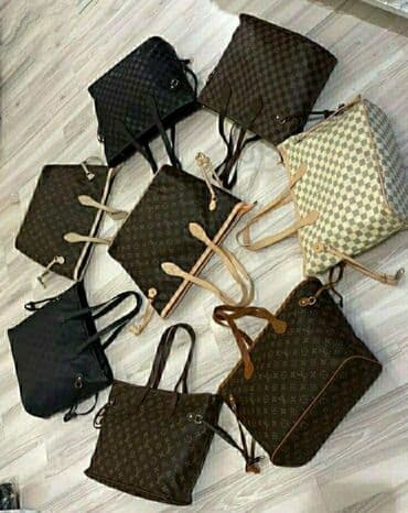 akt tašna: Tasne i rancevi 2700 — 4