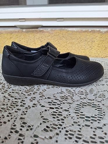 valentino cipele zenske: Baletanke – broj 40 - Dužina gazišta: 26 cm - Boja: crna - Model — 1