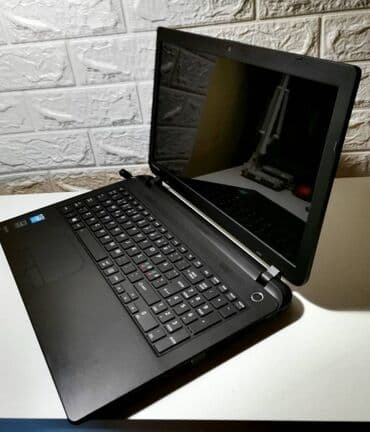Toshiba: Toshiba Satellite C50 je ispravan laptop pogodan za osnovne — 3