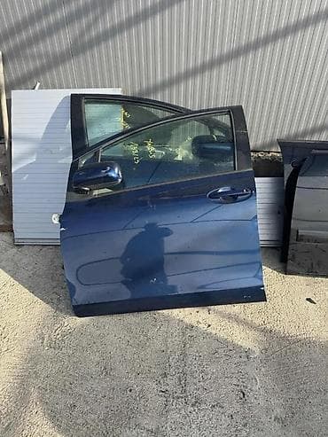 VRATA TOYOTA YARIS 05-09 | Cena je po komadu na lalafo.rs VRATA TOYOTA YARIS 05-09 | Cena je po komadu