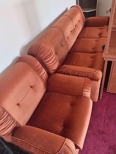 komoda za balkon: Prodajem ocuvan namestaj po povoljnoj ceni. Na prodaju kauci — 3