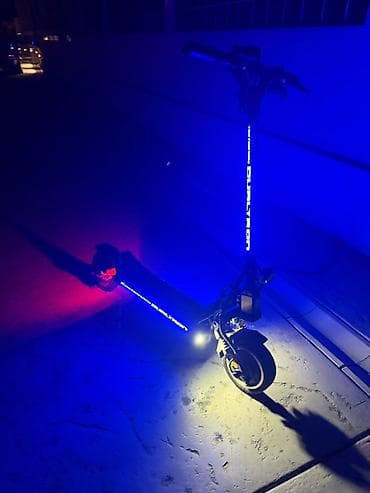 mikrofon: Električni trotinet Dualtron sa RGB osvetljenjem orednja guma izduvala — 4