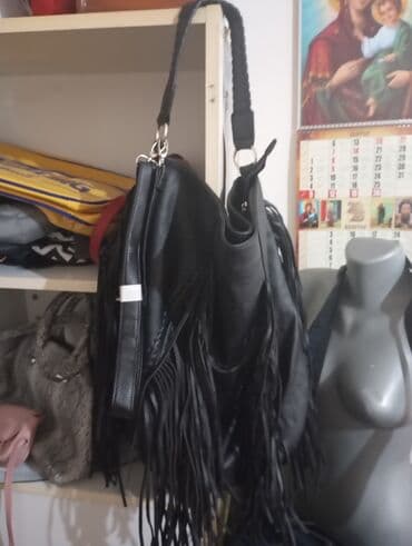 h m torbe: Chloé — 11