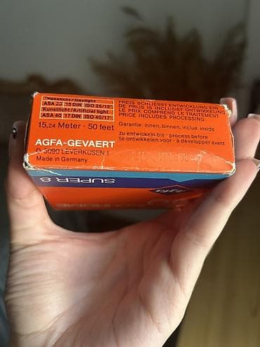 retro radio: AGFA Moviechrome 40 – Super 8 kolor obrtni film (reversal) - Format — 3