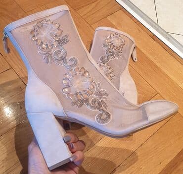 batch kod parfem: Ankle boots, 37.5 — 10