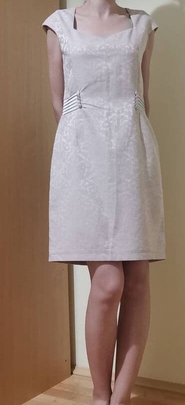 haljine elipsa cene: Bež elegantna haljina L. Kao nova, u savršenom stanju. Piše da je — 1