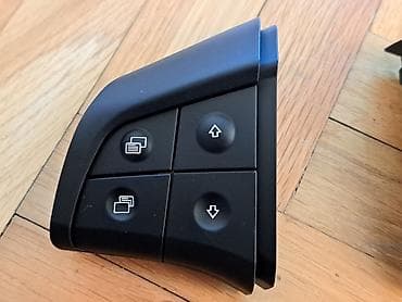 helijumska boca: Prekidaci tasteri dugmici volana Mercedes ML W164 NOVO! — 2