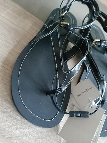 nike tn black yellow: Ženske kožne sandale – crne, sa kaiševima oko zgloba - Model sa — 2