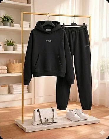 Donji deo: Termo kompleti 
Cena 3200 din 
S M L XL 2XL 3XL 
Pamuk ☘️ — 2