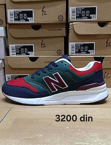 new yorker bodiji: New Balance patike

CLASSIC

36-46

Cene su na slikama — 4