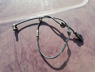 Zadnji ABS senzor brzine Lada 21214i Niva. Polovno, kao novo