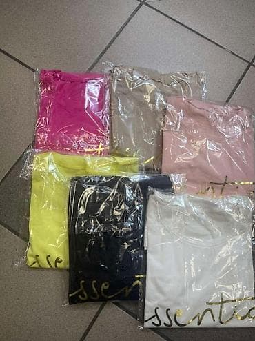 Women's T-shirts and tops: Majice sa natpisima trendi basic modeli. Sira majica sa okruglim — 8