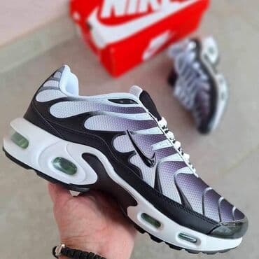 muške zimske jakne c a: Trainers, size - 46 — 2