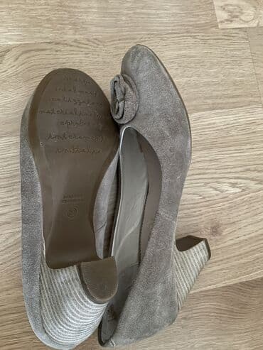 push up helanke novi sad: Pumps, 39 — 3