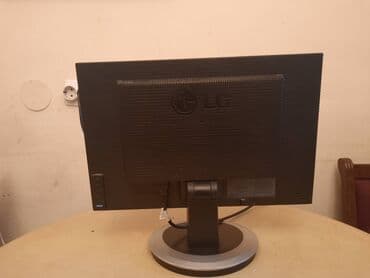 monitor belinea: LCD LG monitor za desktop racunar, kompjuter.
Ispravan.
Bez kablova — 8