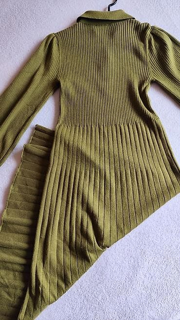 pletena haljina: Pletena haljina sa kragnom – maslinasto zelena - Brend: C&A - — 5