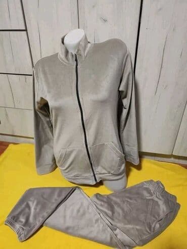 bez tech fleece: L veličina, 2200 dinara — 1