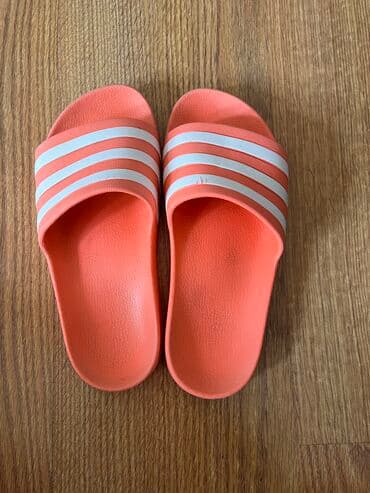 grubinove papuce: Beach slippers, Adidas, 37 — 1