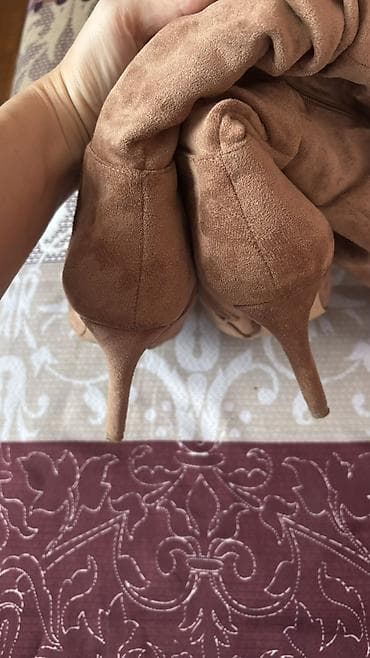 Sandals: High boots, 36, color - Beige — 5