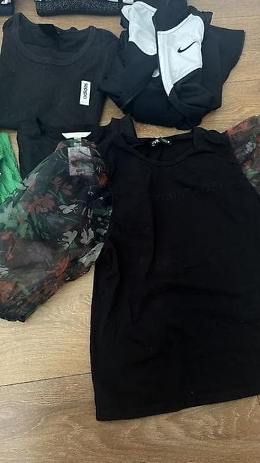 deichmann torbe: PAKET 20 komada odece. Razne velicine. Ali sve odgovara za S i M — 3