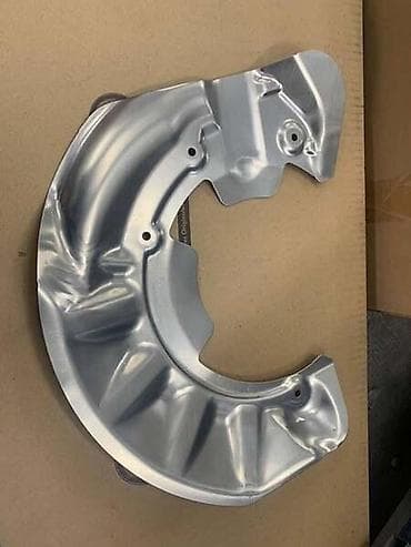 citroen auto delovi: POKLOPAC KOCIONOG SISTEMA ZA VOLKSWAGEN TOUAREG - 7P0615312B | — 2