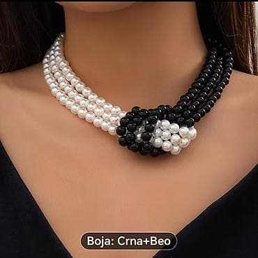 guess torbica bela: Elegantna dvobojna ogrlica sa perlama - Dizajn: Četvorostruki niz — 1