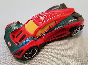 stunt elf rc car: Autic spider man stanje se vidi na slikama. velicina oko 8 cm — 2